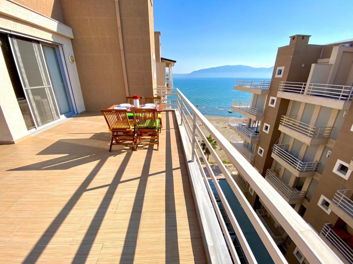 Eka Luxury Two-Bedroom Seaview Apartment Vlorë Extérieur photo