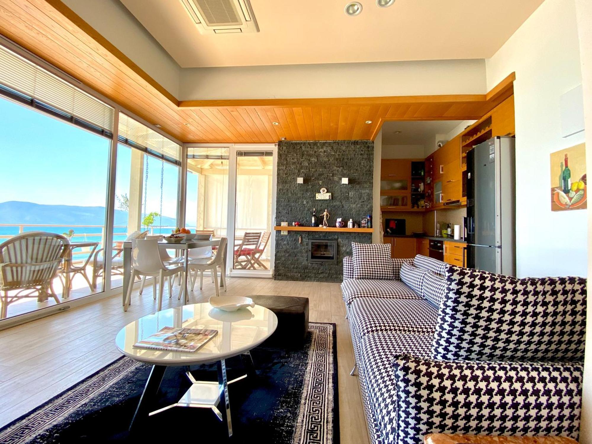 Eka Luxury Two-Bedroom Seaview Apartment Vlorë Extérieur photo